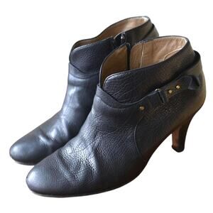Italian Pebbled Leather Fall Booties • Almond Toe Zip Heels Black Classic Staple